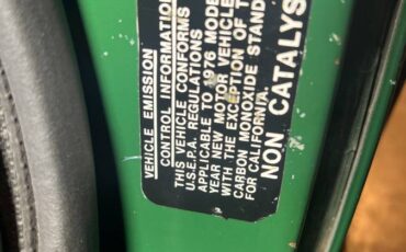 Triumph-tr6-1976-green-18