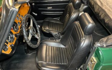 Triumph-tr6-1976-green-20