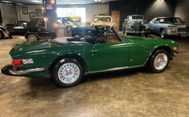 Triumph-tr6-1976-green-8