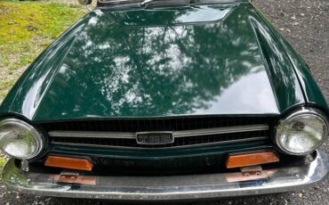 Triumph-tr6-convertible-1974-green-10