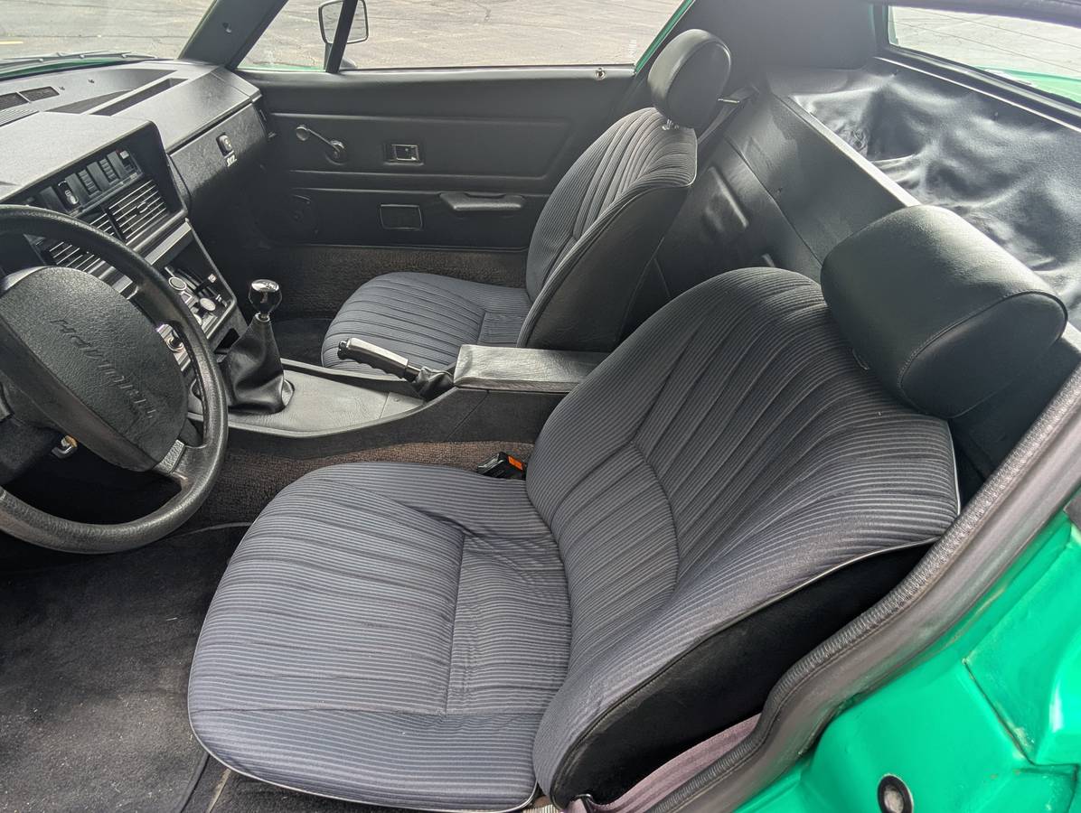 Triumph-tr7-1976-green-13