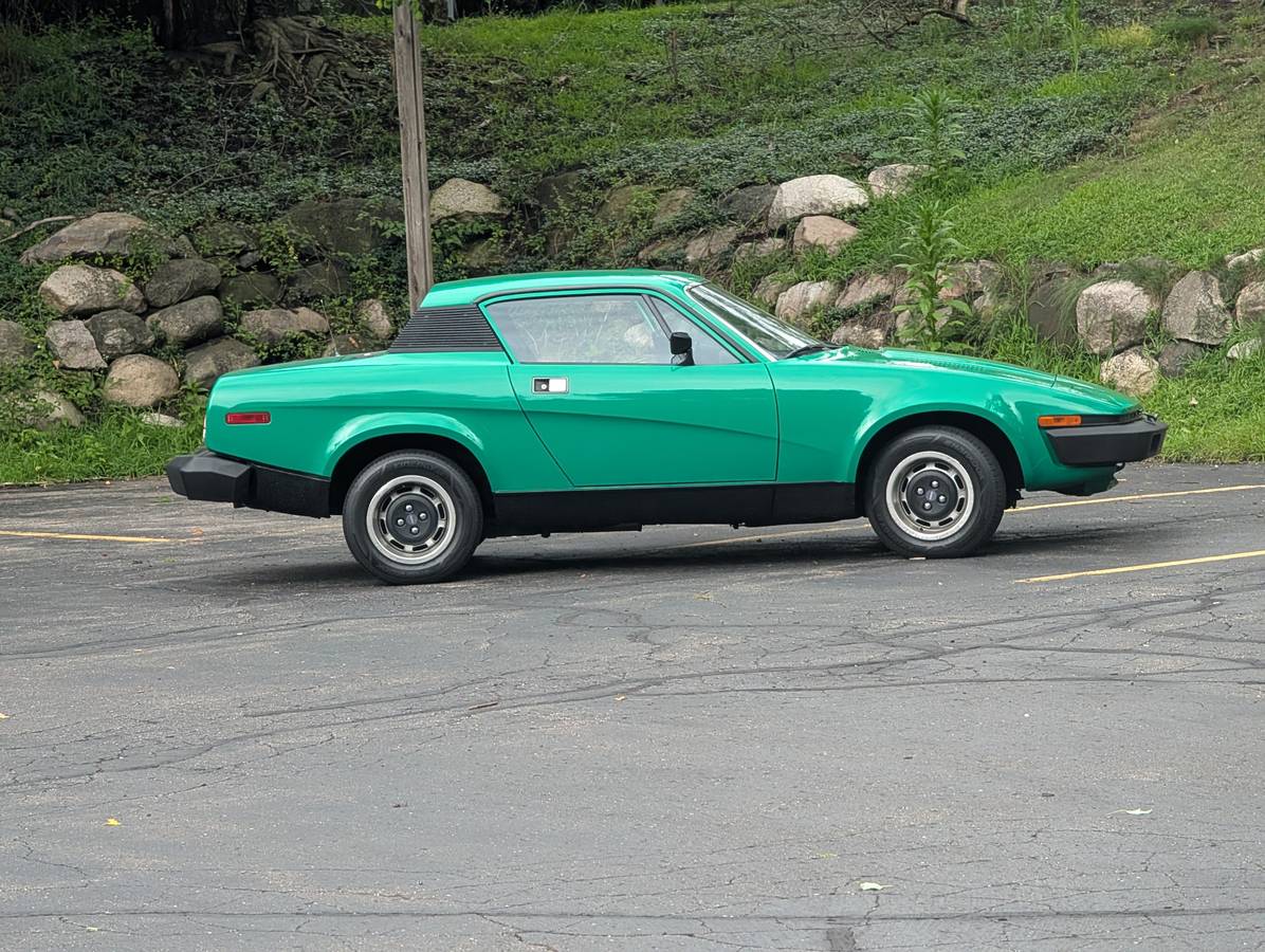 Triumph-tr7-1976-green-7