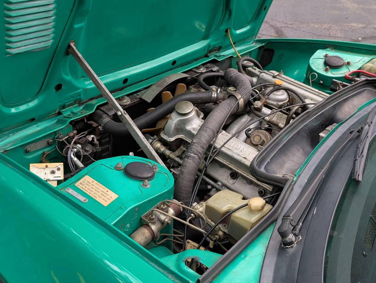 Triumph-tr7-1976-green-9