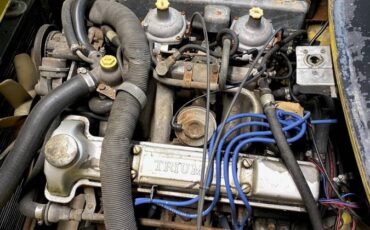 Triumph-tr7-1976-yellow-2
