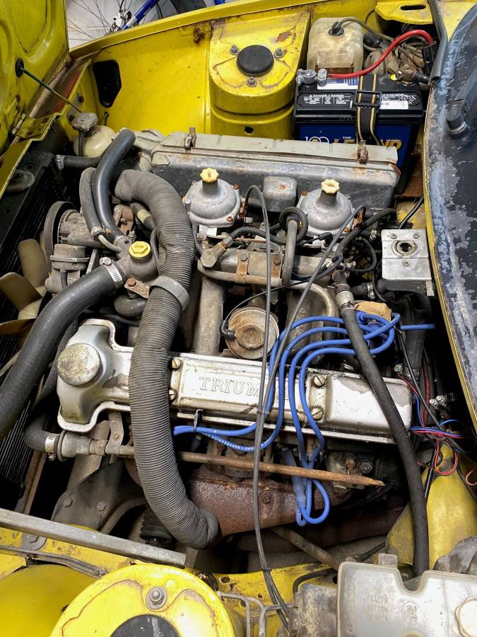 Triumph-tr7-1976-yellow-2