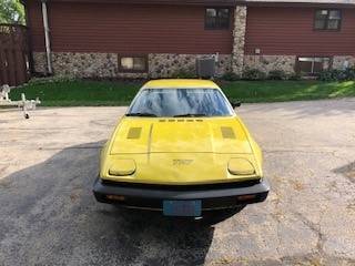 Triumph-tr7-1976-yellow-5