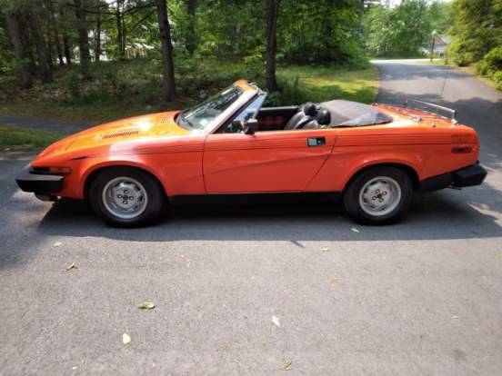 Triumph-tr7-1980-orange-2