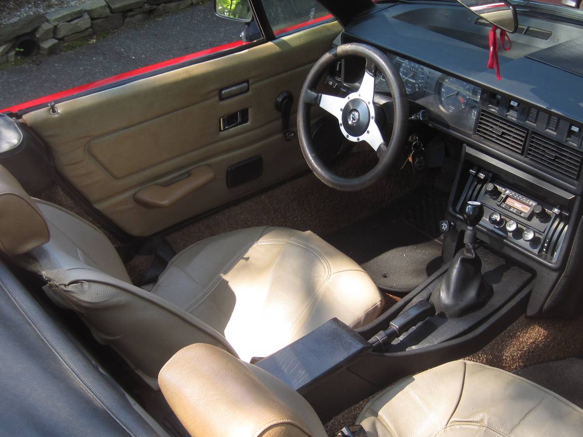Triumph-tr7-1980-red-1