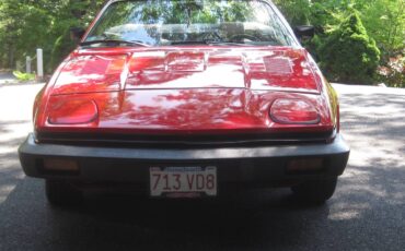 Triumph-tr7-1980-red-5