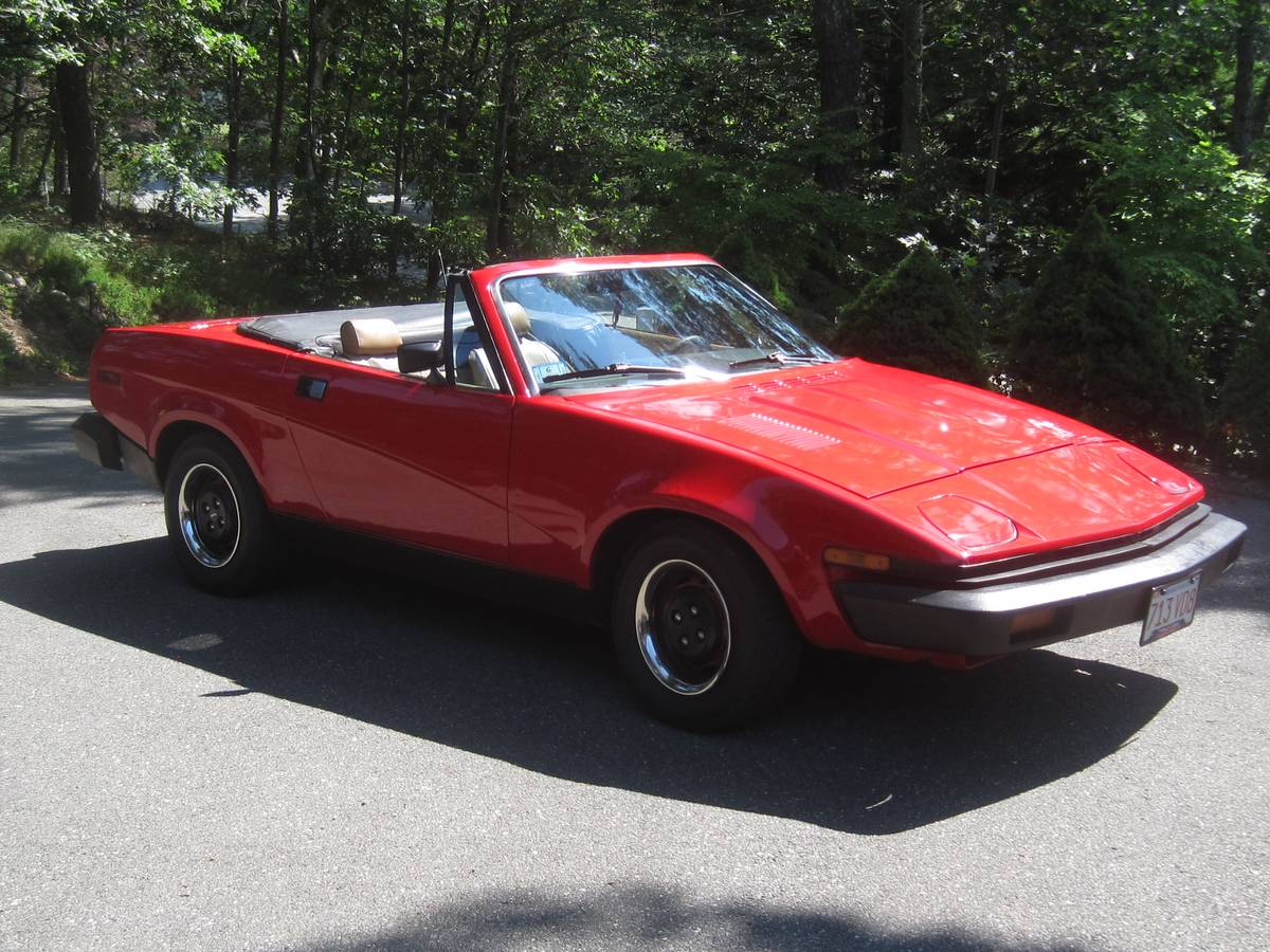 Triumph-tr7-1980-red-6