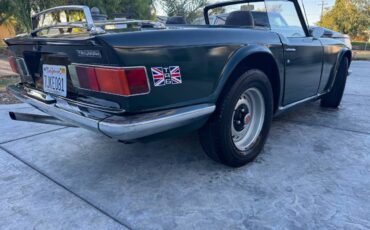 Truimph-tr6-1972-green-10