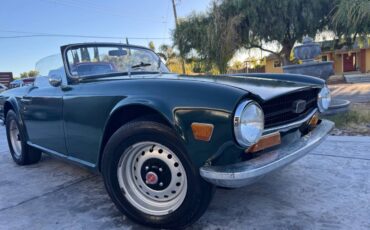 Truimph-tr6-1972-green-13