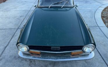 Truimph-tr6-1972-green-8