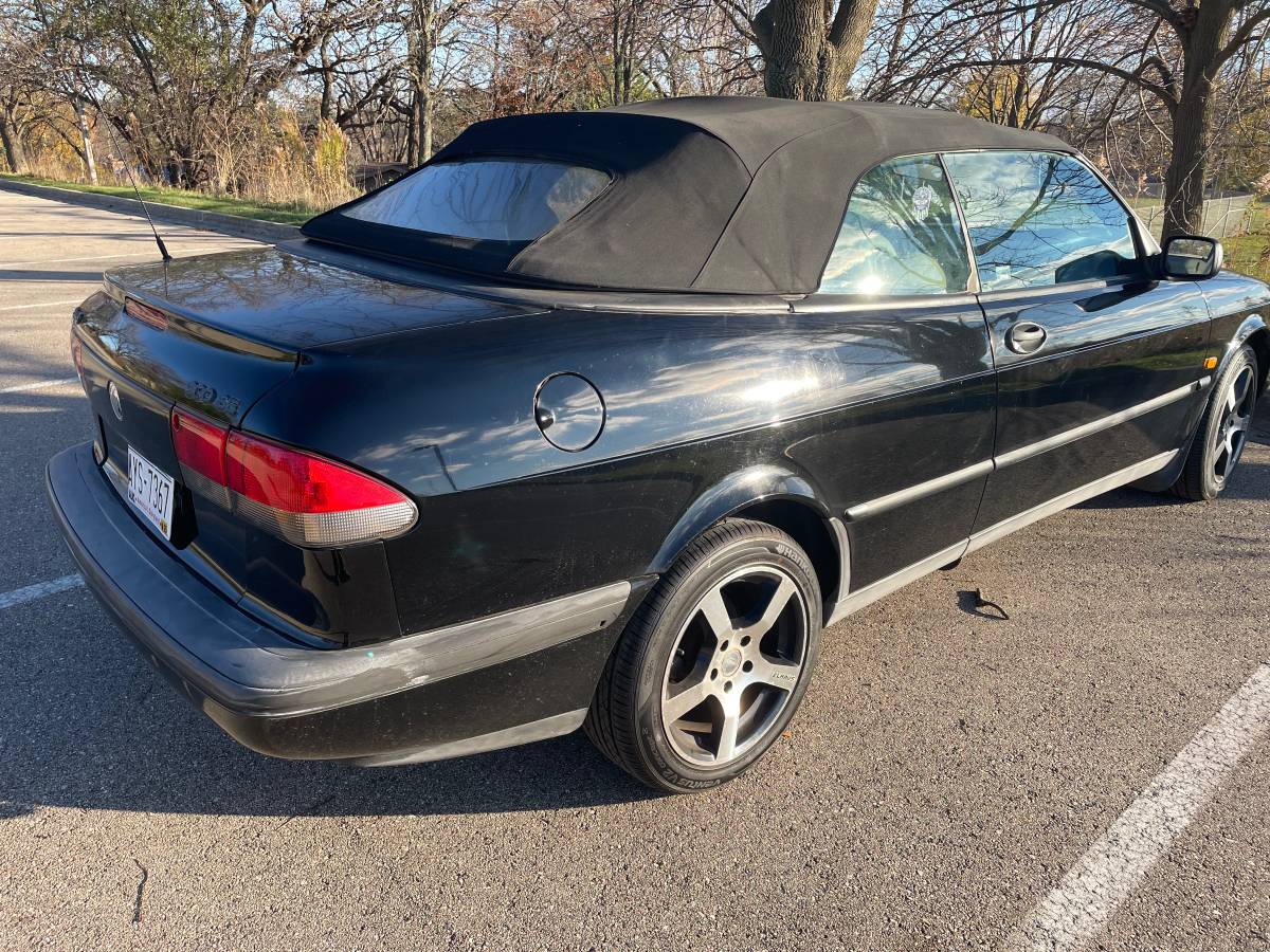 Turbo-saab-convertible-1995-black-6