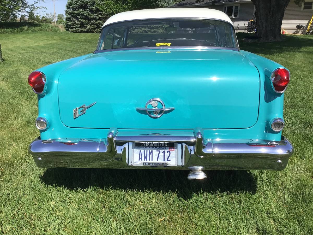 Unknown-Olds-holiday-88-1955-1