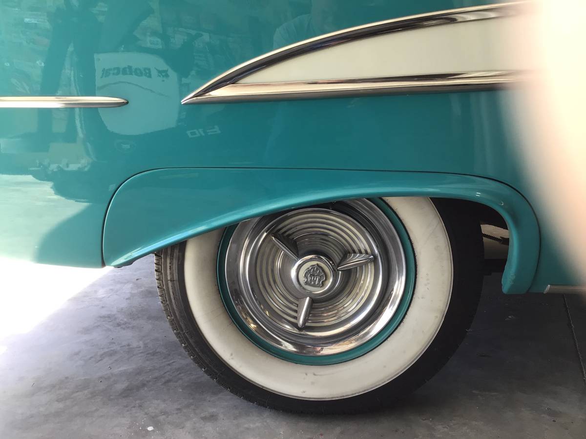 Unknown-Olds-holiday-88-1955-11
