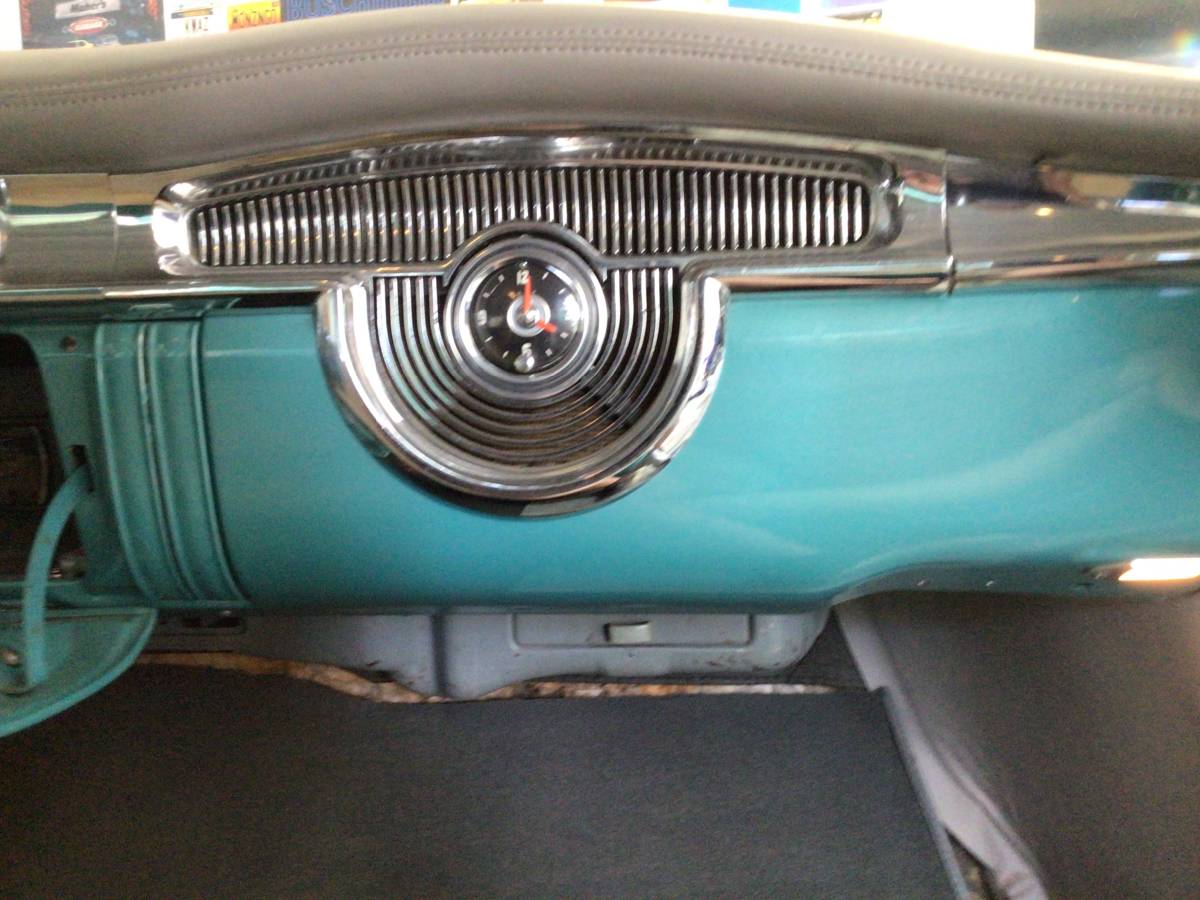 Unknown-Olds-holiday-88-1955-17