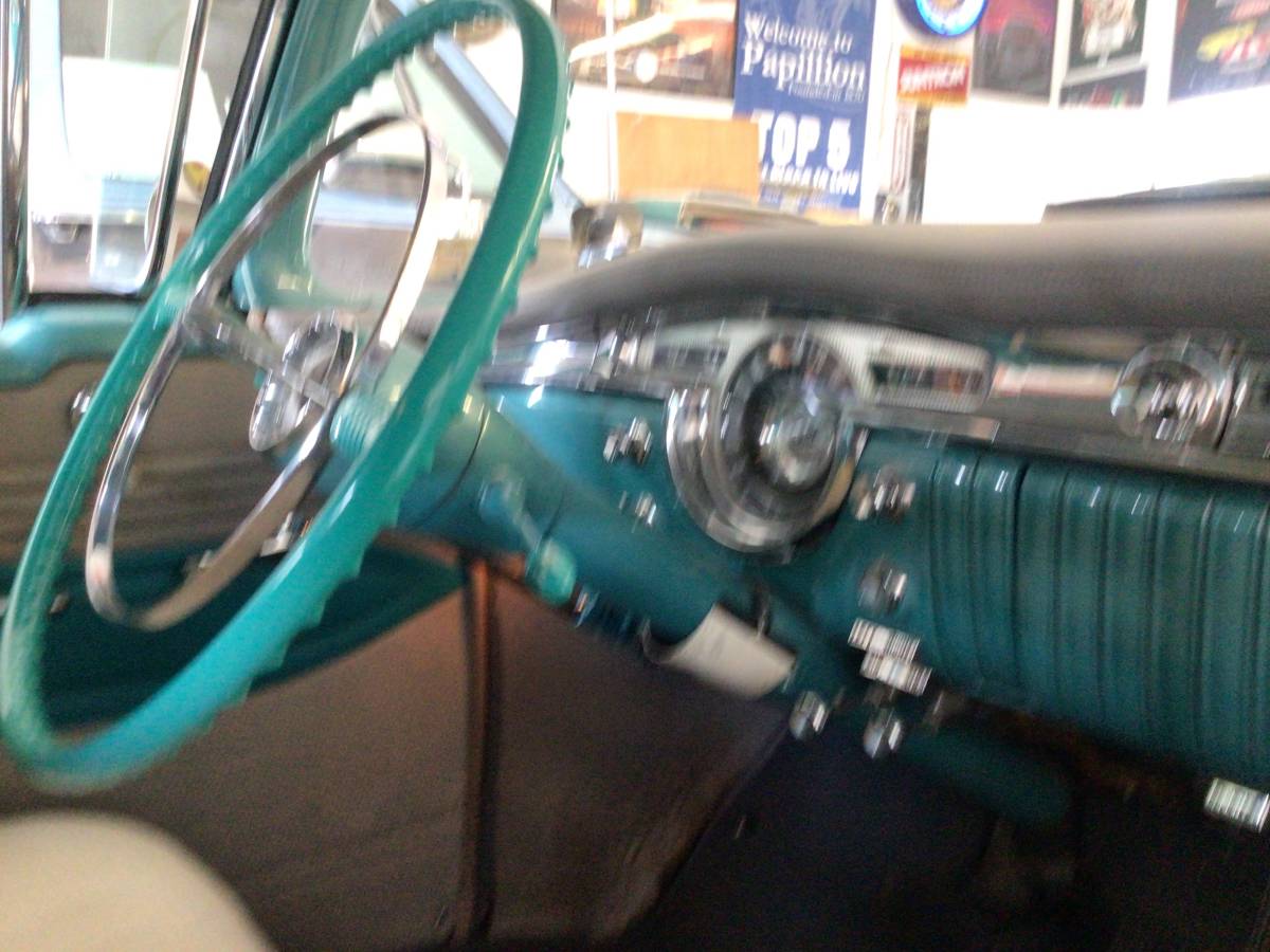 Unknown-Olds-holiday-88-1955-19