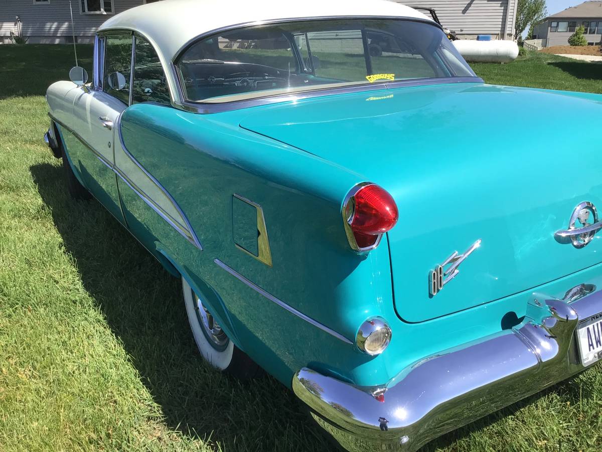 Unknown-Olds-holiday-88-1955-2