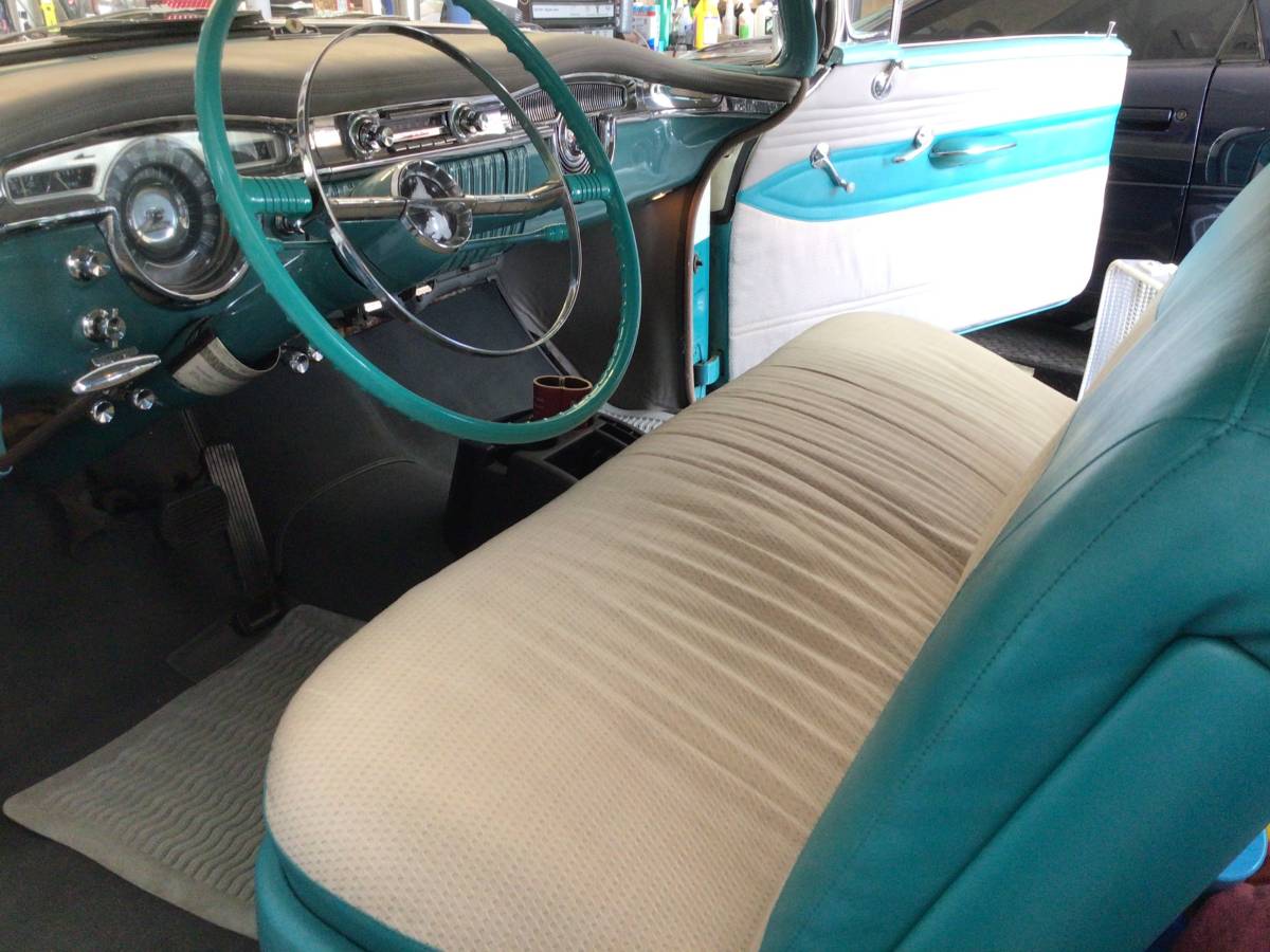 Unknown-Olds-holiday-88-1955-20