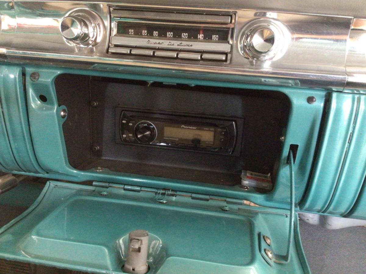 Unknown-Olds-holiday-88-1955-22