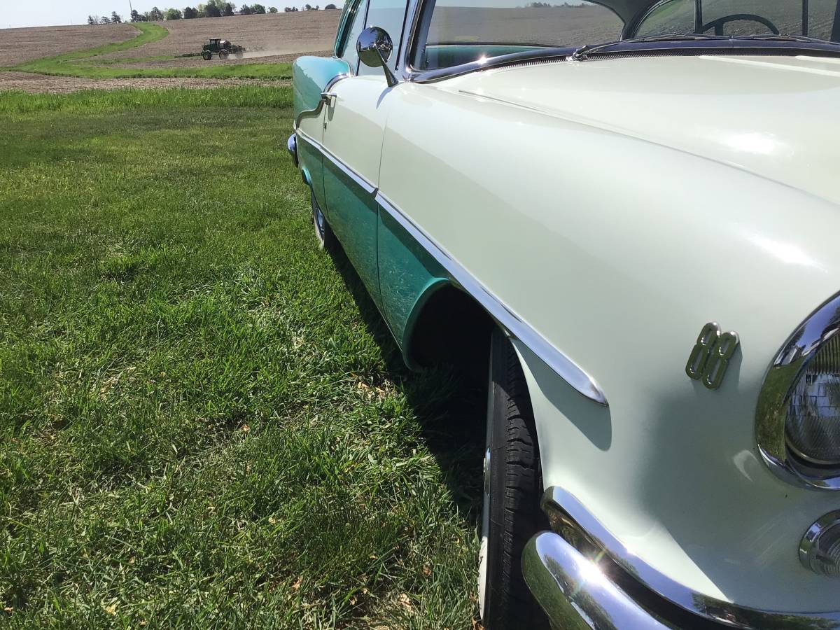 Unknown-Olds-holiday-88-1955-4