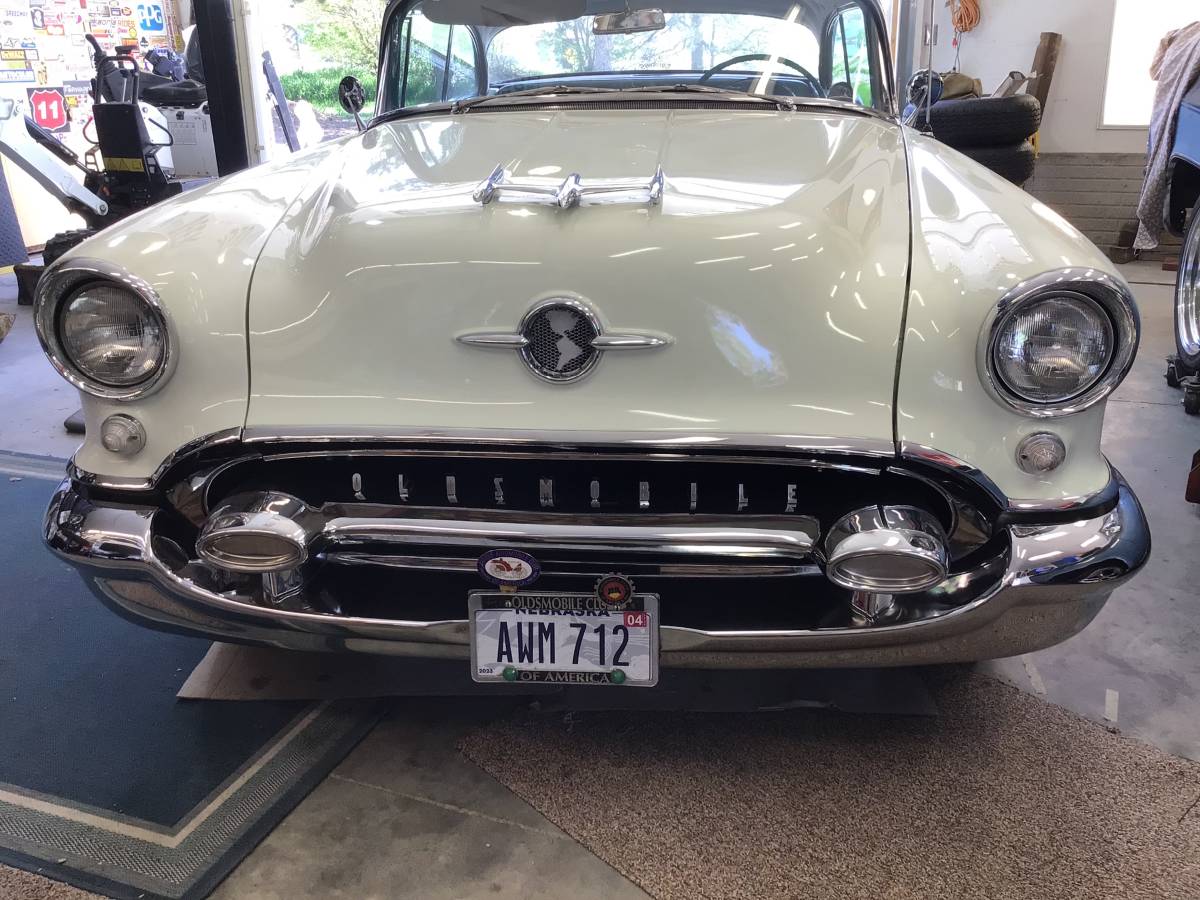 Unknown-Olds-holiday-88-1955-8