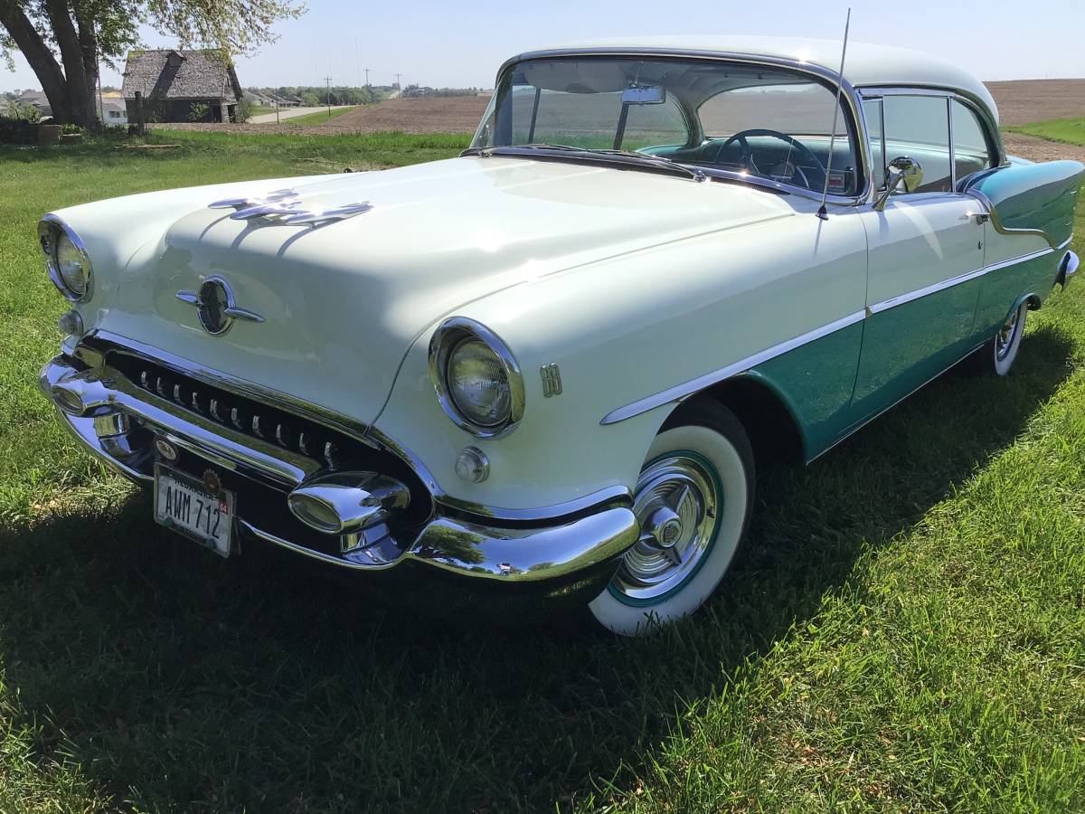 Unknown-Olds-holiday-88-1955