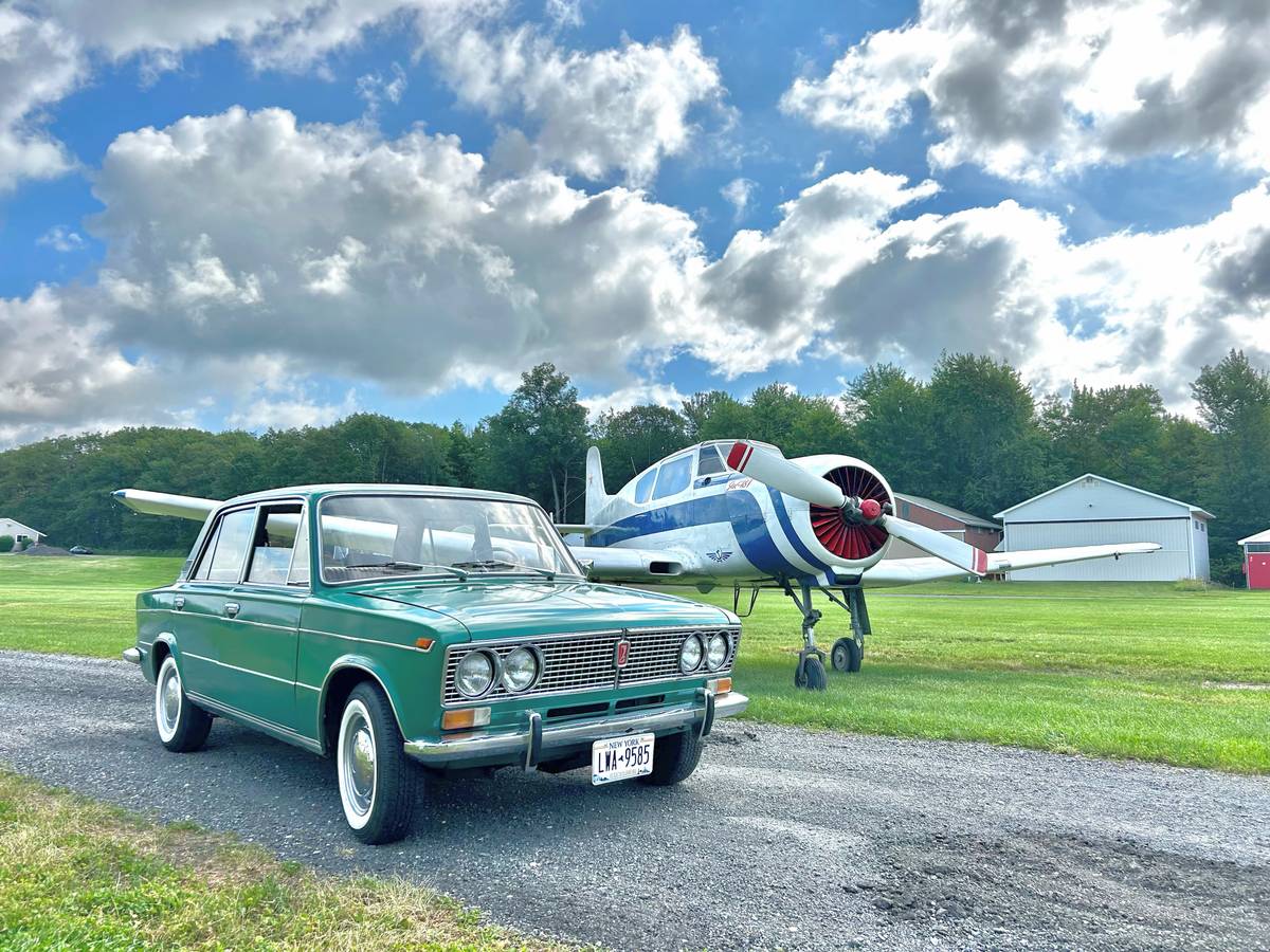 Vaz-2103-1975-green-1