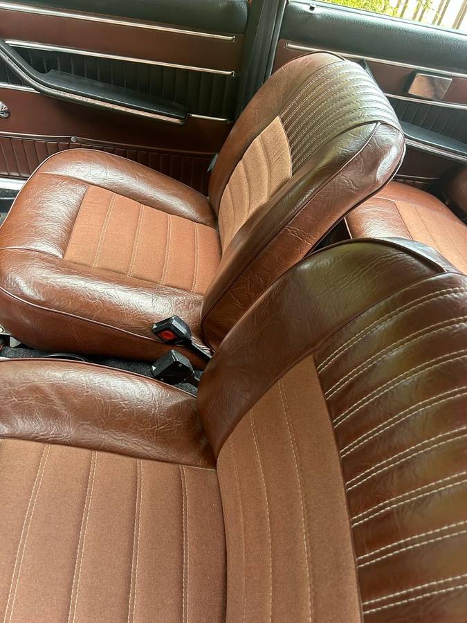 Vaz-2103-1975-green-11