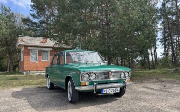 Vaz-2103-1975-green-6
