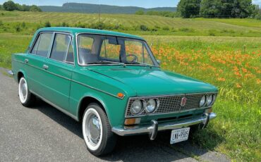 Vaz-2103-1975-green-8