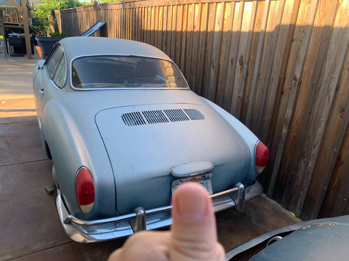 Volks-wagen-ghia-and-1968-volkes-wagen-beetle-1971-2