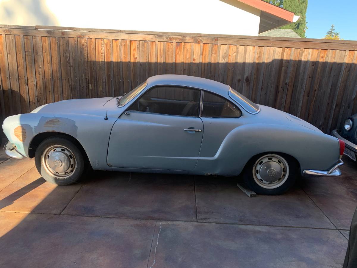 Volks-wagen-ghia-and-1968-volkes-wagen-beetle-1971