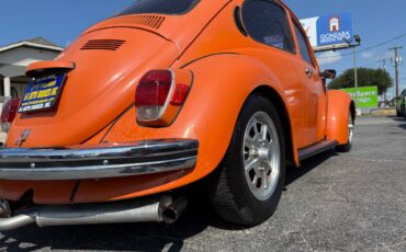 Volkswagaen-beetle-1971-orange-22