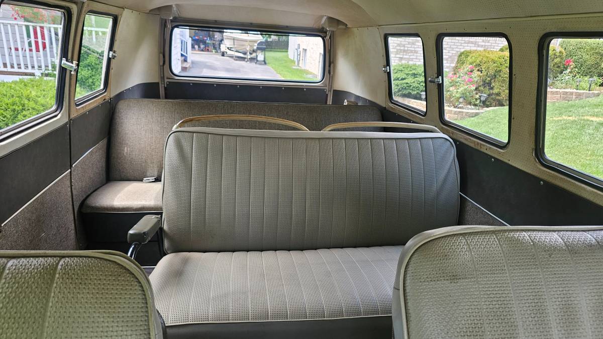 Volkswagen-1966-10