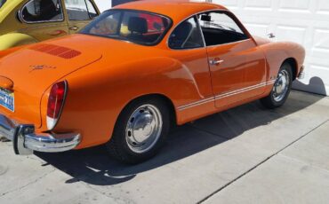 Volkswagen-1974-orange-4