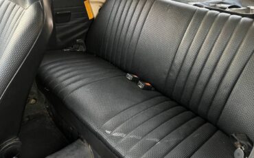 Volkswagen-1976-16