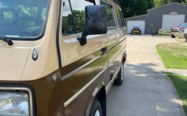 Volkswagen-1982-brown-13