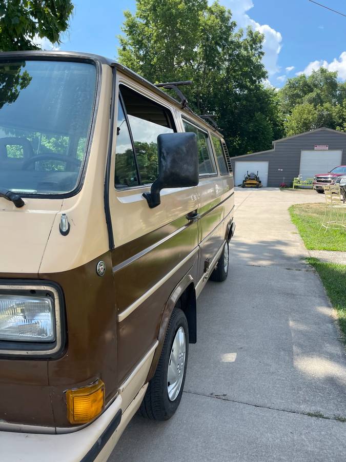 Volkswagen-1982-brown-13
