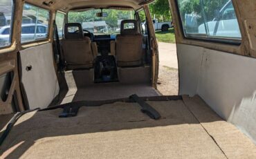 Volkswagen-1982-brown-15