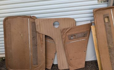 Volkswagen-1982-brown-9
