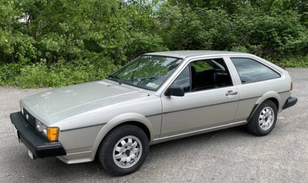 Volkswagen-1983-silver-1