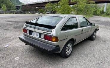 Volkswagen-1983-silver-3