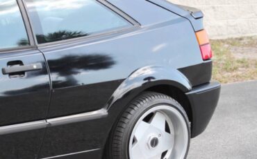 Volkswagen-1990-black-1