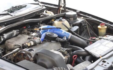 Volkswagen-1990-black-3