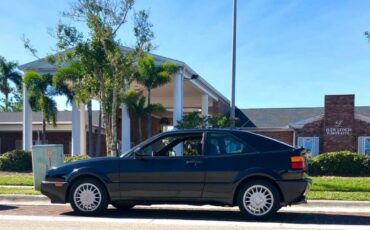Volkswagen-1990-black-8