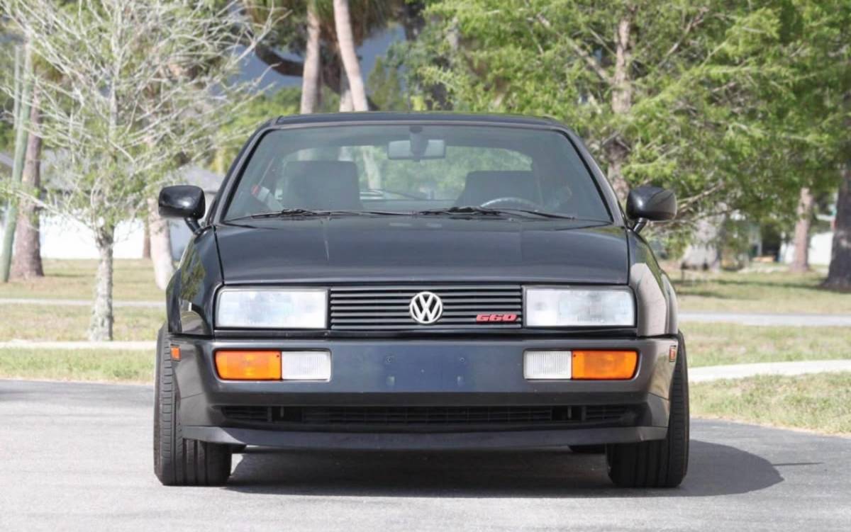 Volkswagen-1990-black-9