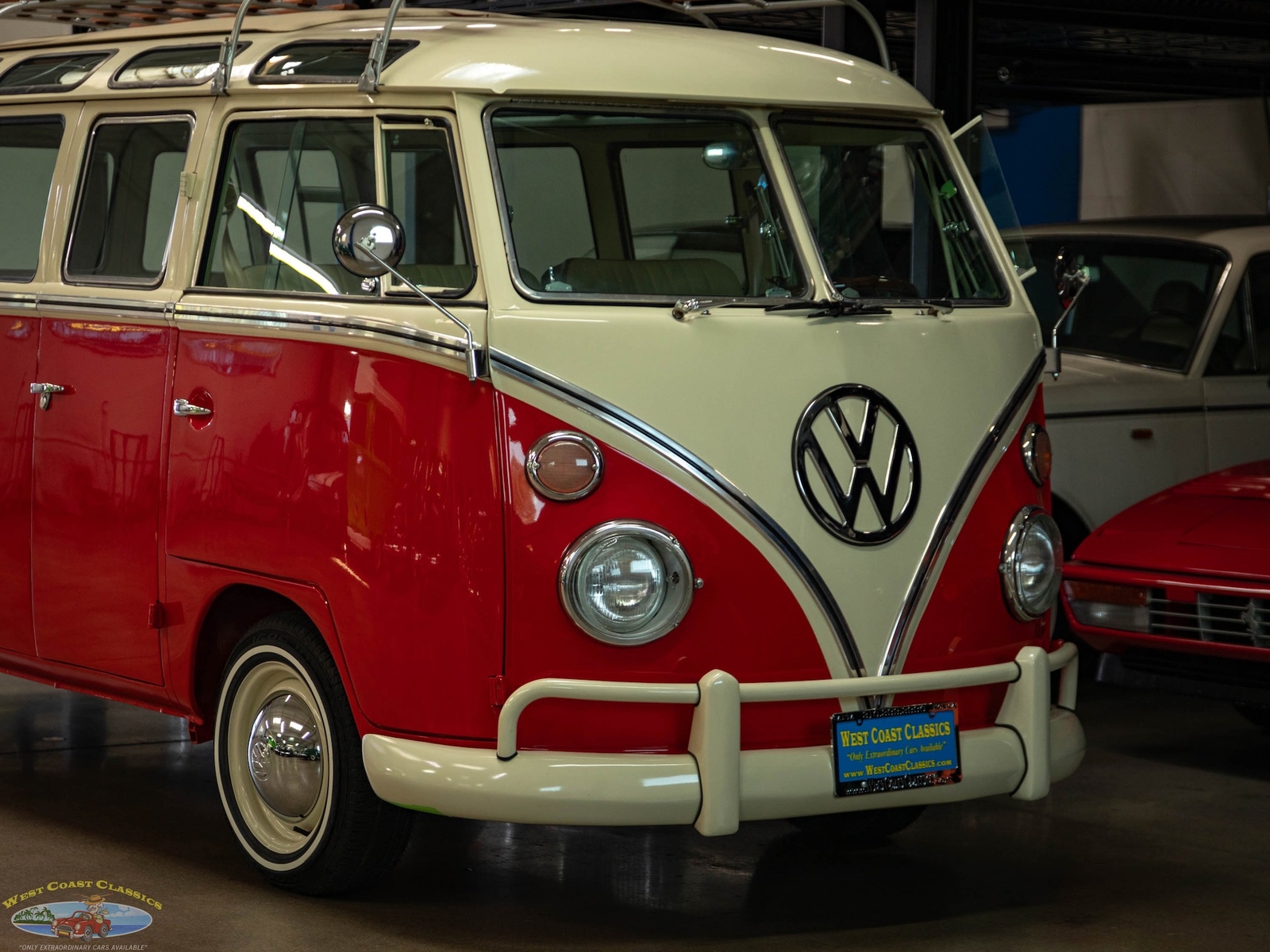Volkswagen-23-Window-Samba-1975-23-Window-Bus-11
