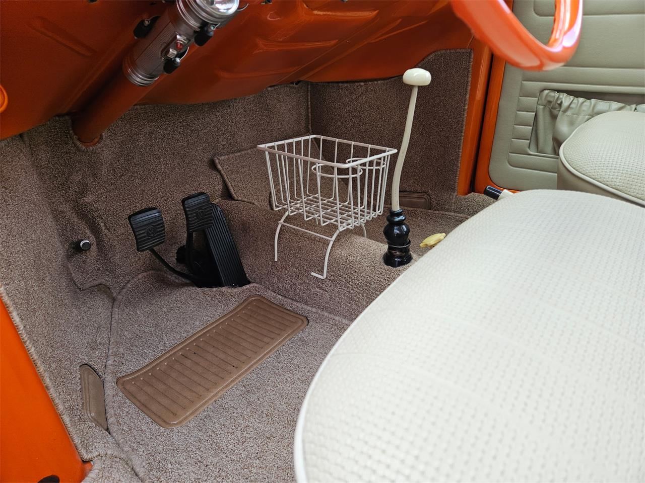 Volkswagen-Beetle-1962-Beigeorange-Beigeorange-15